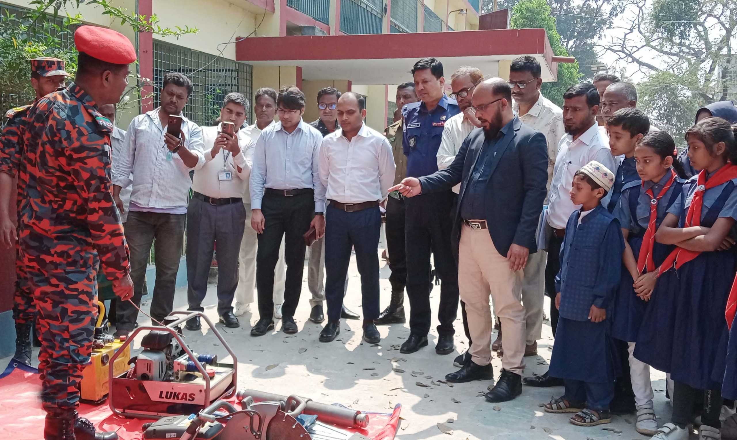 পার্বতীপুরে জাতীয় দুর্যোগ প্রস্তুতি দিবস উদযাপন
