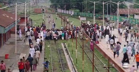 রামসাগর এক্সপ্রেস ট্রেনের ছাদের উপর থেকে পড়ে ১জনের মৃত্যু 