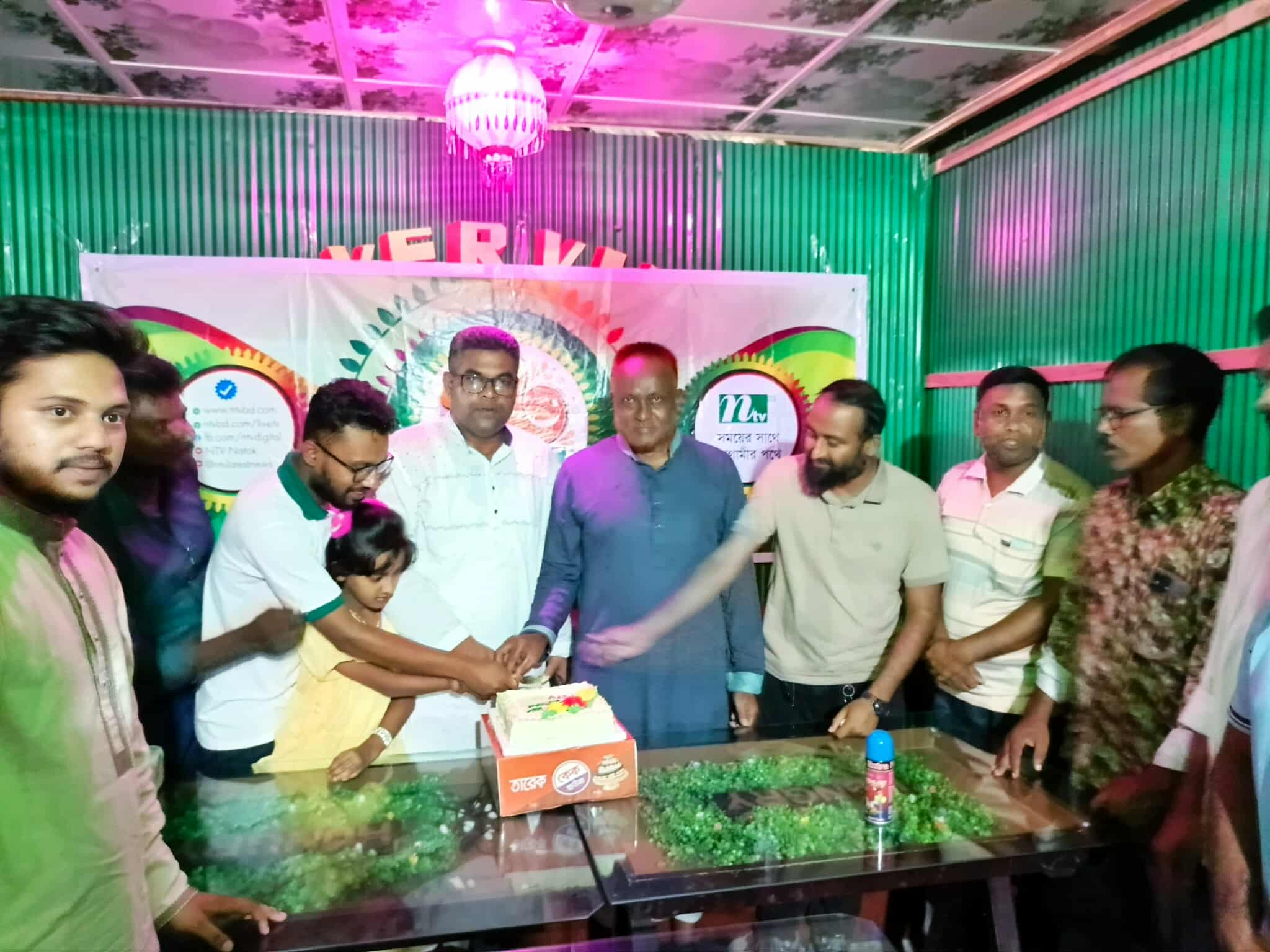 খানসামায় জমকালো আয়োজনে এনটিভির প্রতিষ্ঠাবার্ষিকী পালিত